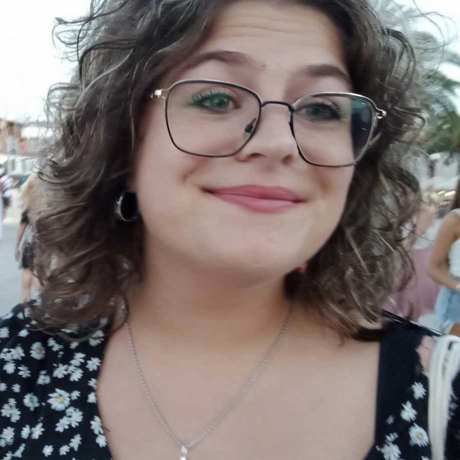 Szuhánszki Rebeka