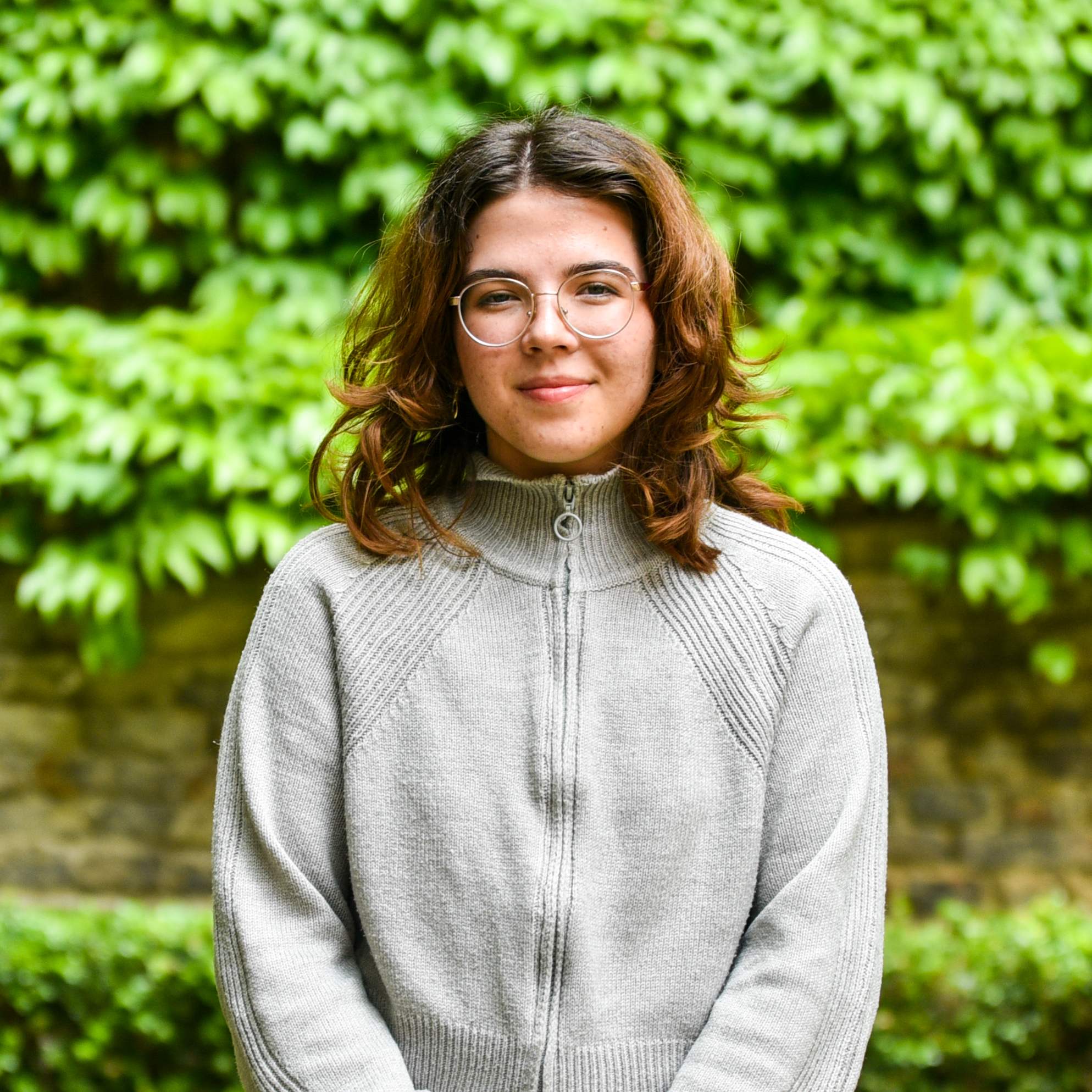 Fehér Flóra Bernadett